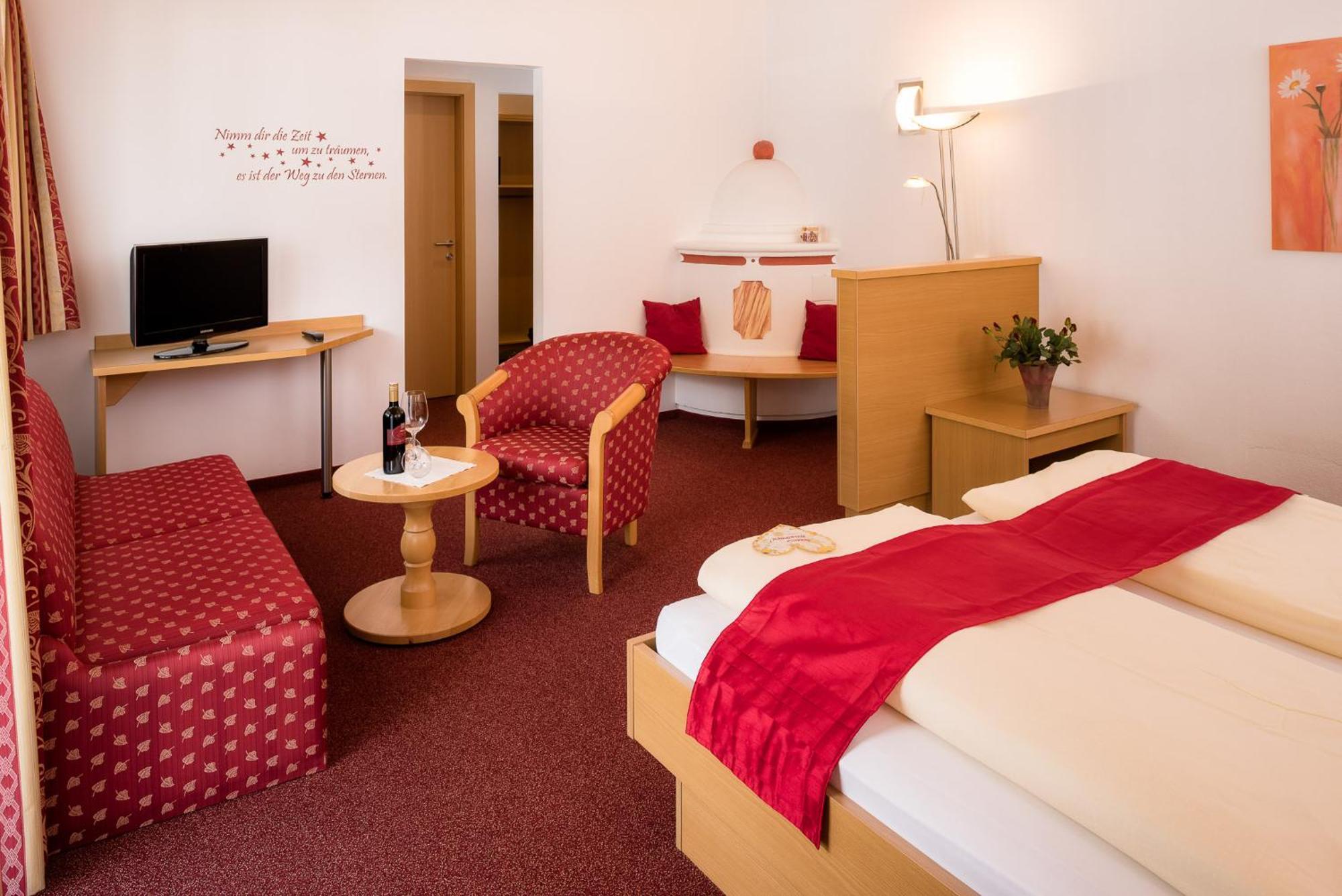 Hotel Forer Ladis Buitenkant foto